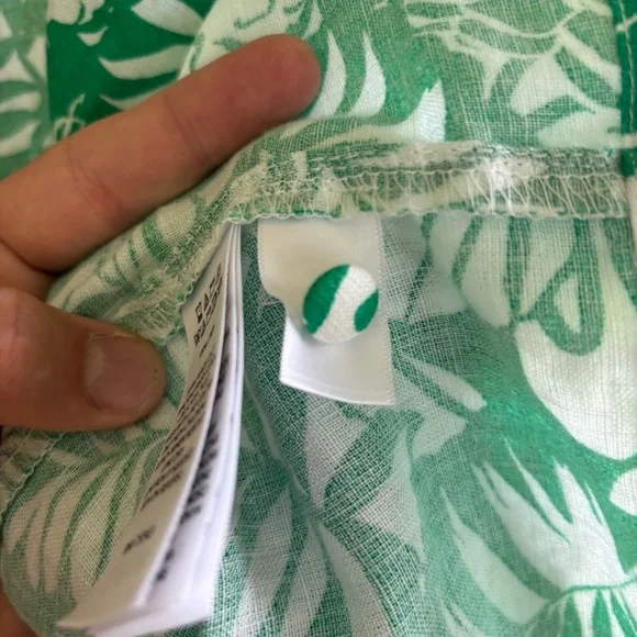 NWT Nicole Miller Women Med Preppy Linen Green Cropped Hawaiian Button Up Shirt - Picture 9 of 10
